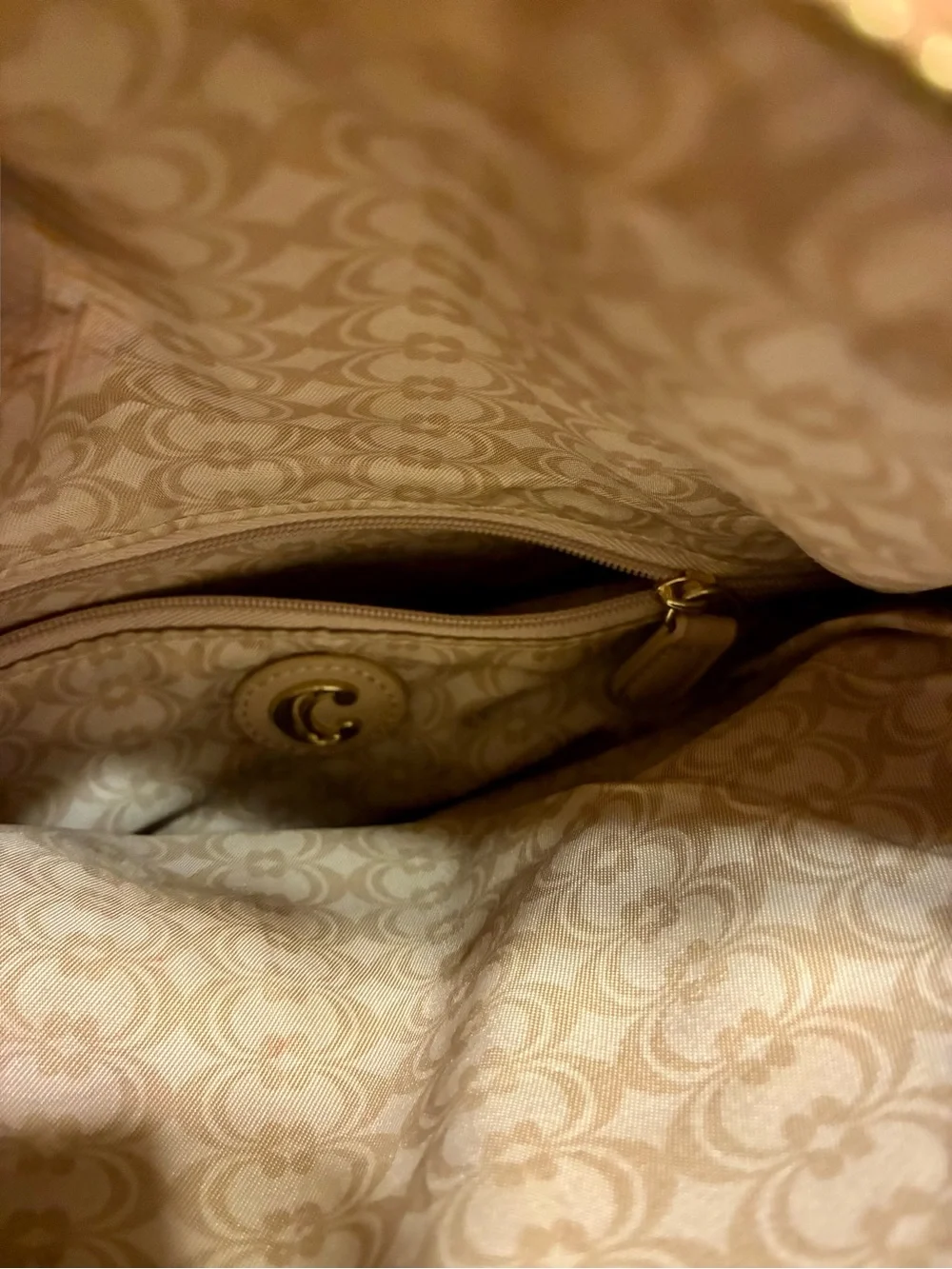 N/A elegant tan